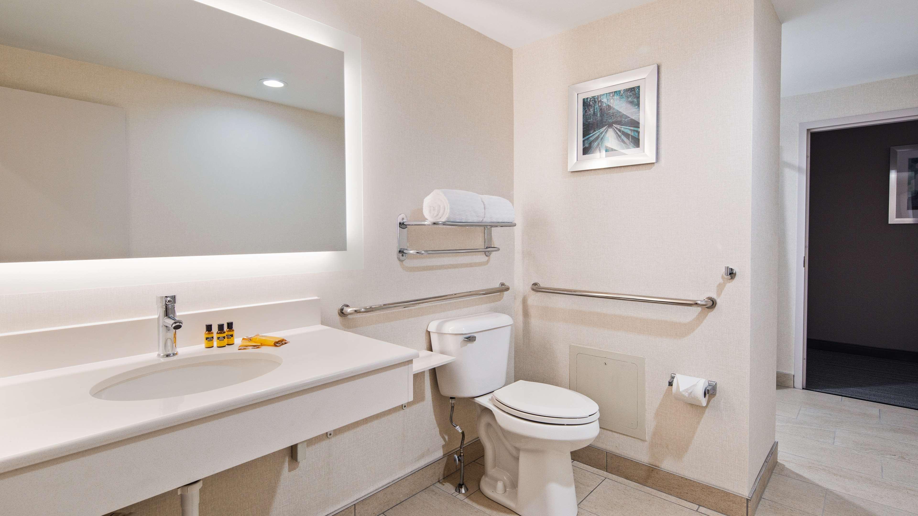 Hotel Western Wilkes Barre-scranton Airport 3*