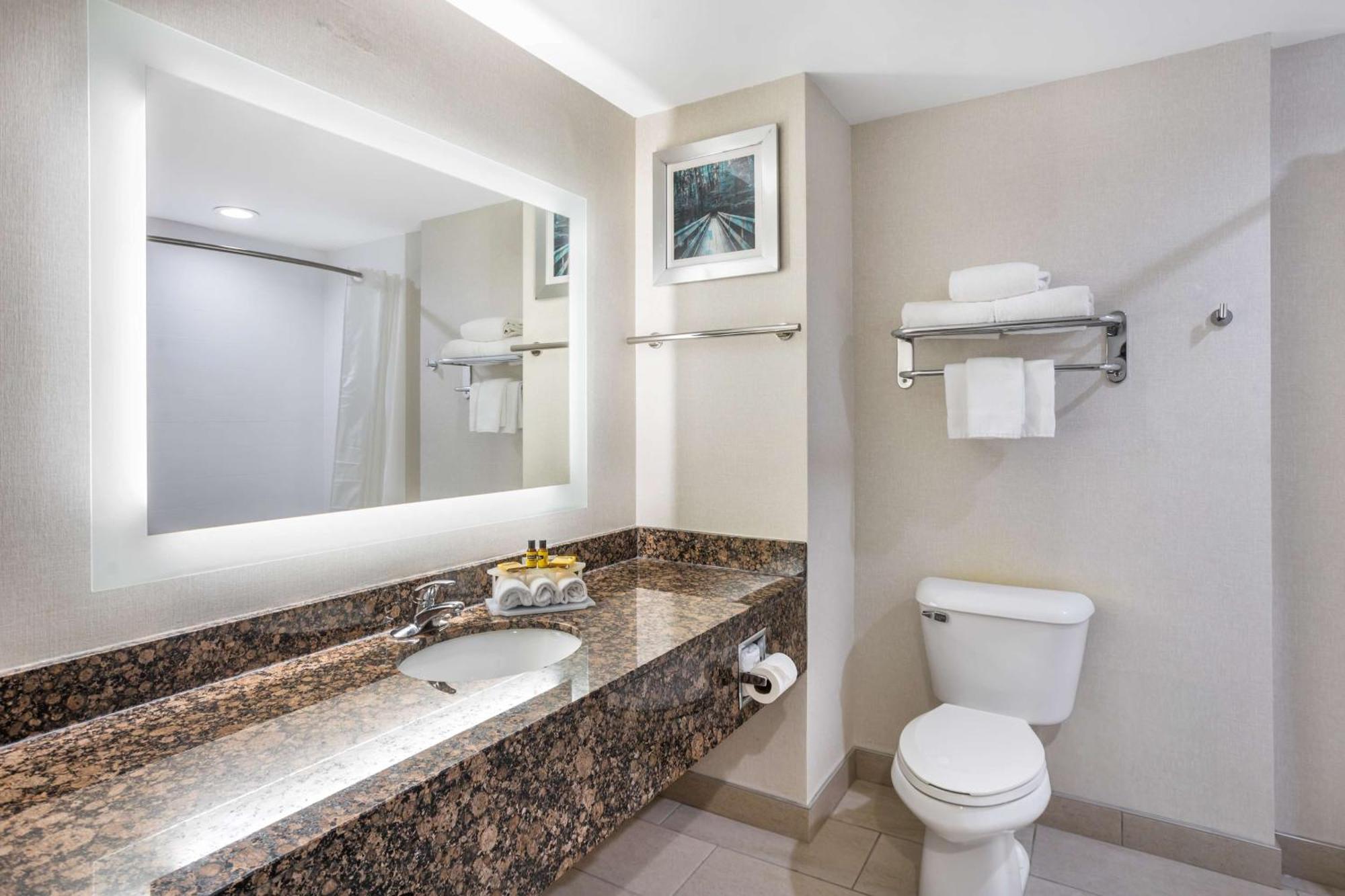 Western Wilkes Barre-scranton Airport Hotel Pittston