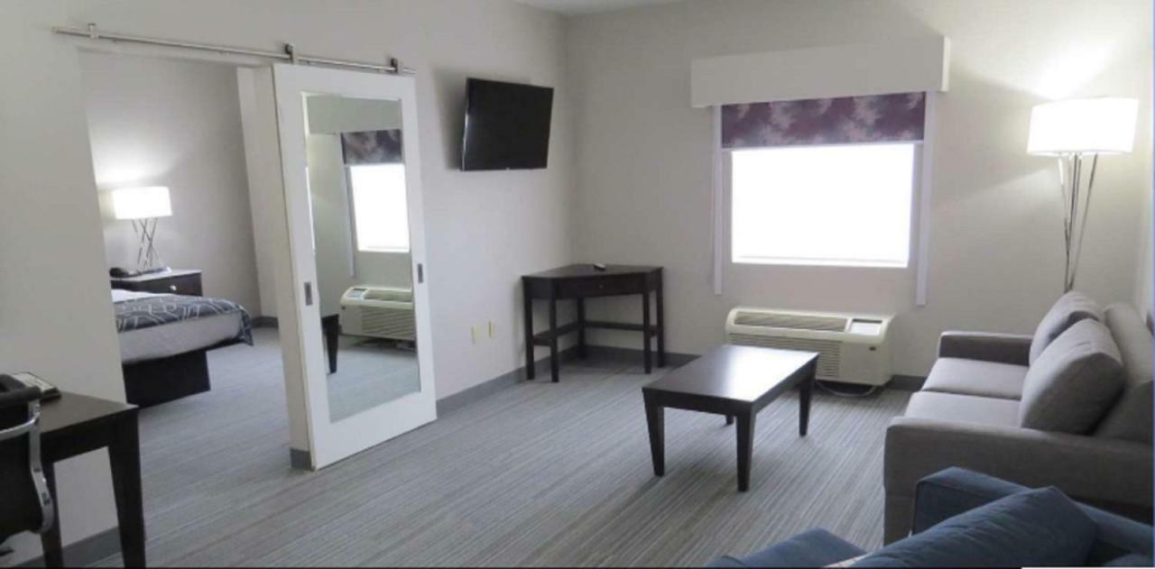Western Wilkes Barre-scranton Airport Pittston